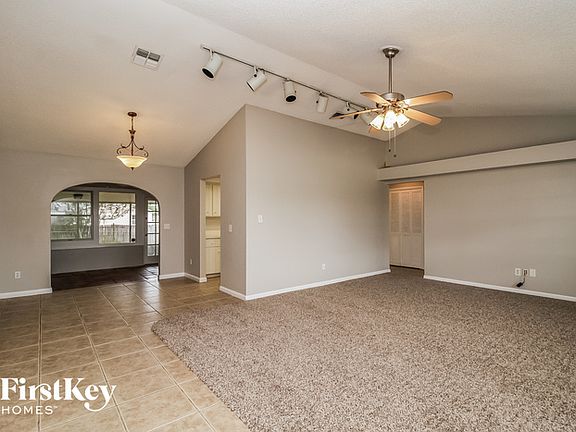 4th image of 2218 E Fairbanks Dr