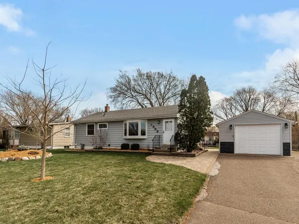 1996 Chambers St, Saint Paul, MN 55109