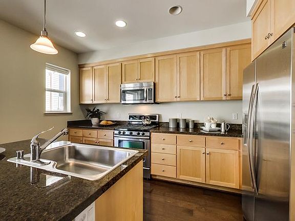 5th image of 1911 Newbury Dr