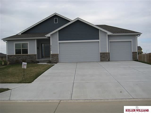 1st image of 4506 Helwig Ave