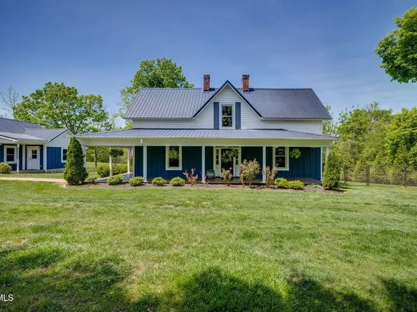 1360 Cora Ln, Gray, TN 37615
