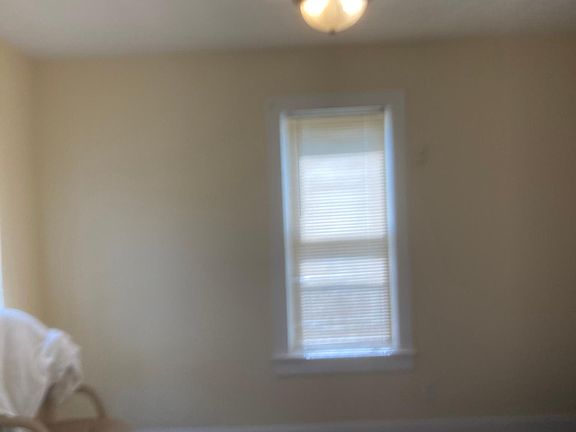 3rd image of 1614 E 71st St