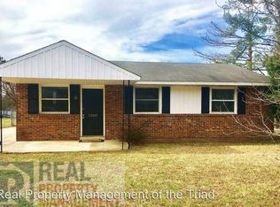 2300 Willow Rd, Greensboro, NC 27406