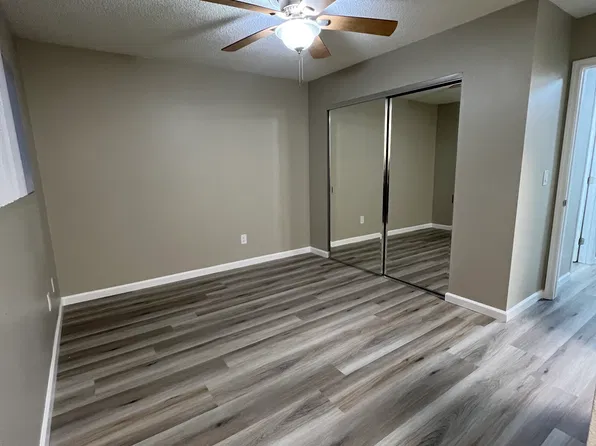 18771 Hoyt Cir, Huntington Beach, CA