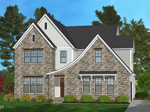 8721 Little Deer Ln, Raleigh, NC 27613