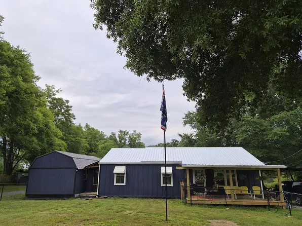 2153 Lafayette Rd, Rocky Face, GA 30740