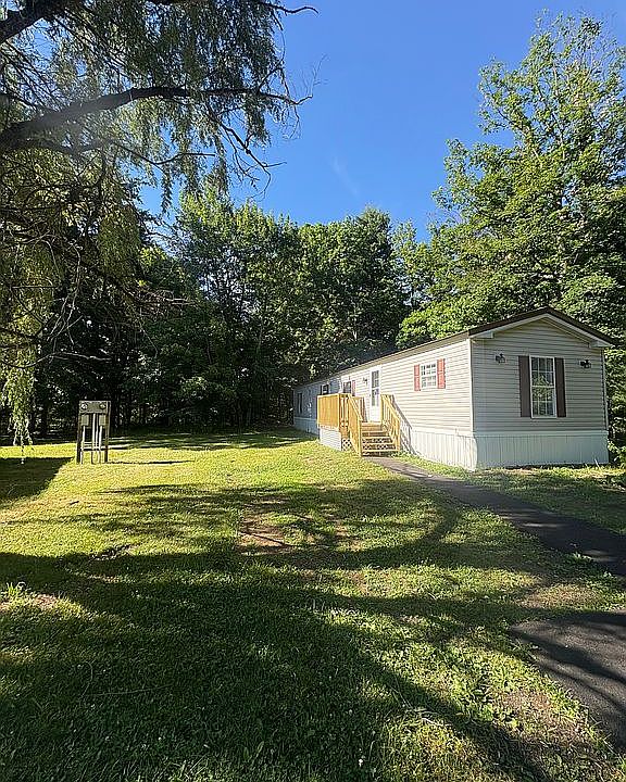1st image of 2 Devilwood Ln