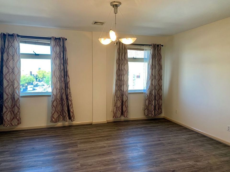 2nd image of 2130 65th St #3