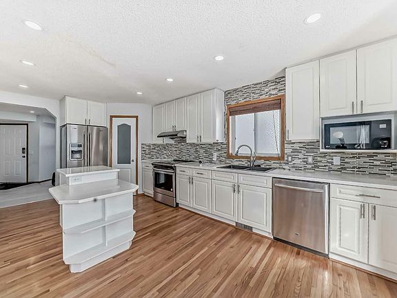 4th image of 641 Panorama Hills Dr NW