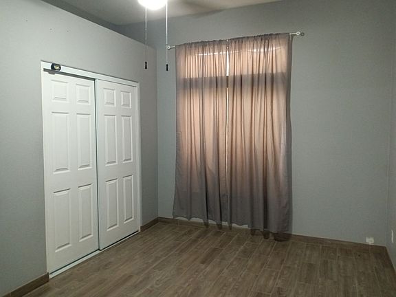 5th image of 10326 W San Juan Ave