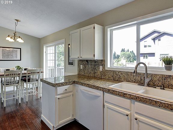 5th image of 11673 SE 63rd Ave