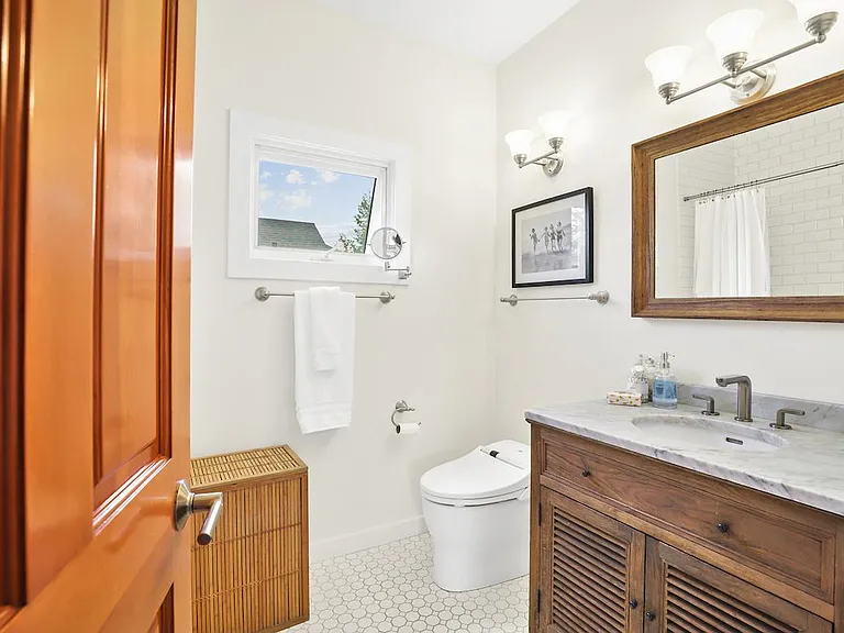 1164 Raymond Ave — Photo 27