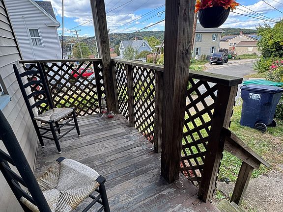 4th image of 26 Grand Street