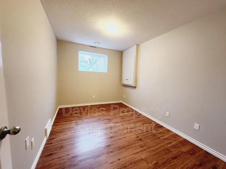 BASEMENT 122nd St NW #12124 — Photo 9