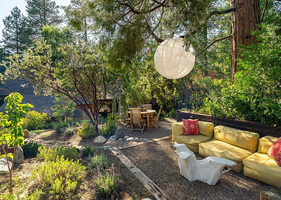 61st image of this home