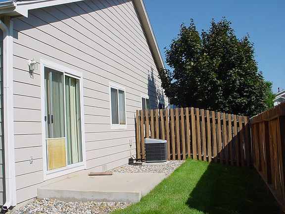 Private Fenced Back yard