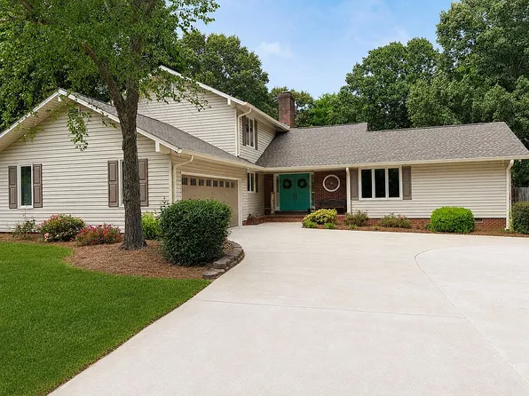 1020 Chadbourne Ave NW, Concord, NC 28027