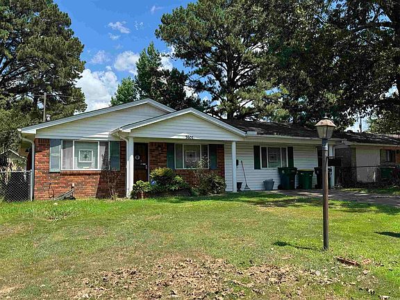 4th image of 7601 Denise Dr