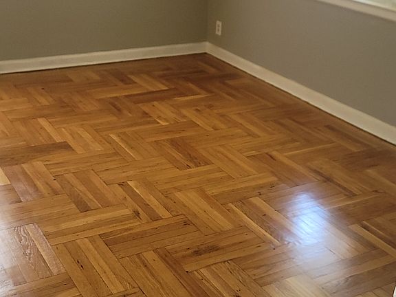 4th image of 11 Corbin Ct #1