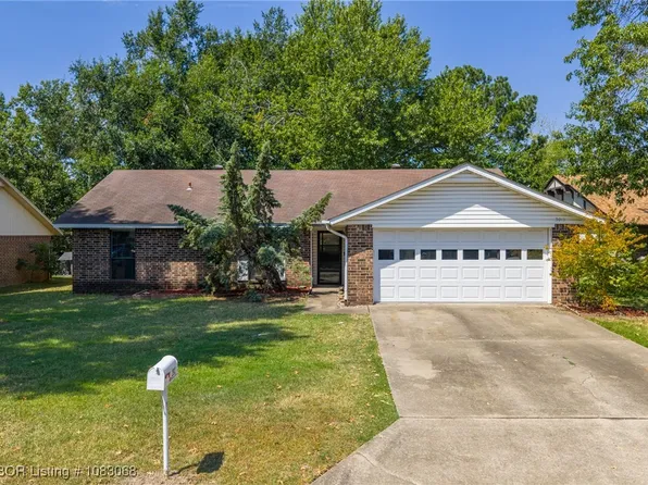 2912 S 100th St, Fort Smith, AR 72903