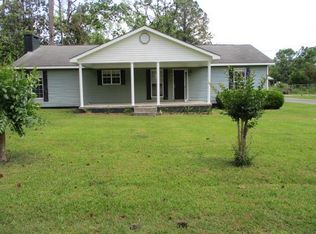 302 College St SW, Pelham, GA 31779