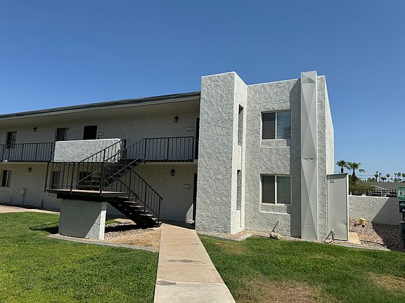 Upstairs, end unit