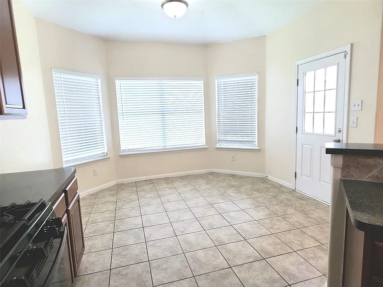 21002 White Oak Ridge Dr — Photo 9