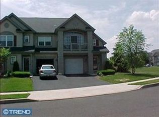 607 Julian Dr W #364, Warminster, PA 18974