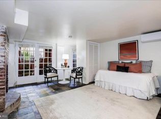 250 11th St SE APT BASEMENT, Washington, DC 20003