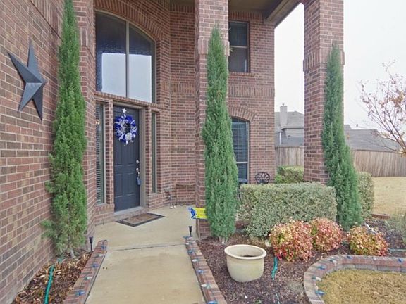 2nd image of 428 Aylesbury Dr