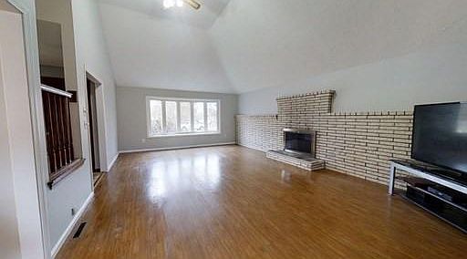 5th image of 76 Geddes Dr