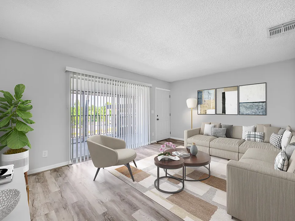 1295 Santa Rosa St #8
