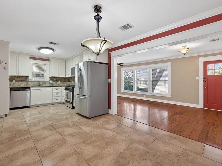 735 Cherico St — Photo 8