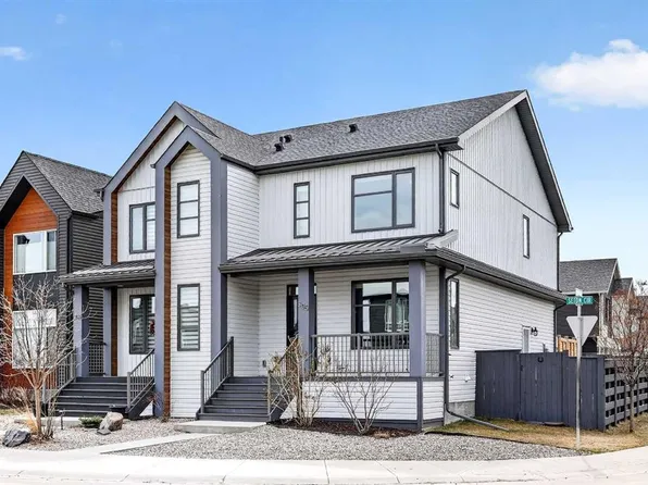 305 NE Seton Cir SE, Calgary, AB T3M 2V8
