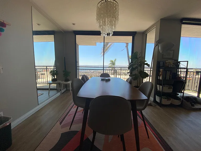 2414 Front St #3X — Photo 9