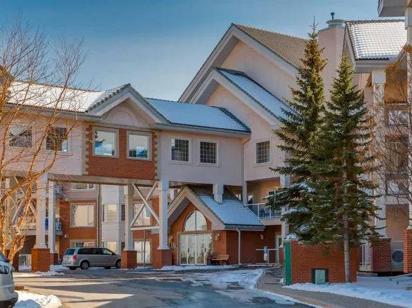 223 NE Tuscany Springs Blvd NW #219, Calgary, AB T3L 2M2