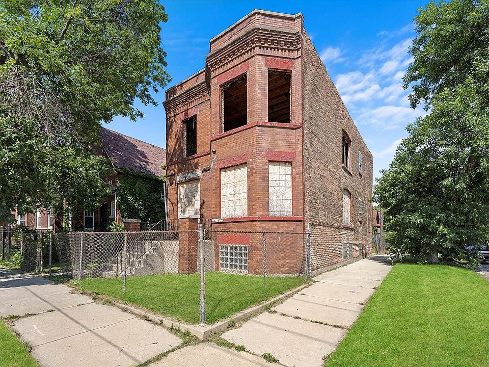 1st image of 7225 S Woodlawn Ave