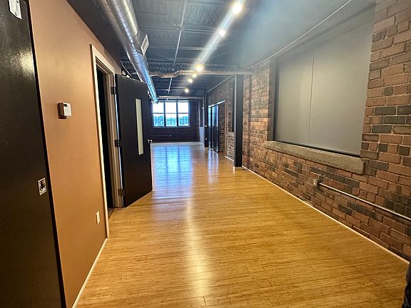 Photo of similar unit with same floor plan. Color, finishes, and fixtures may vary. Visit us on our website or YouTube for a video tour of unit 305