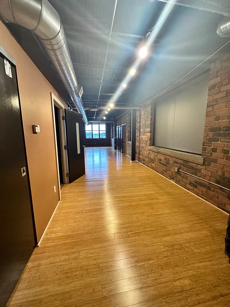 Photo of similar unit with same floor plan. Color, finishes, and fixtures may vary. Visit us on our website or YouTube for a video tour of unit 305 - 317 S Elm St #305