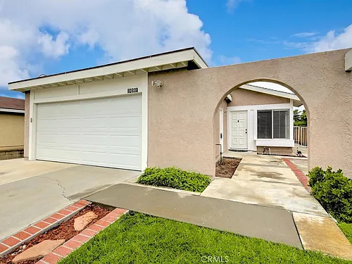 24561 Sadaba Photo 1