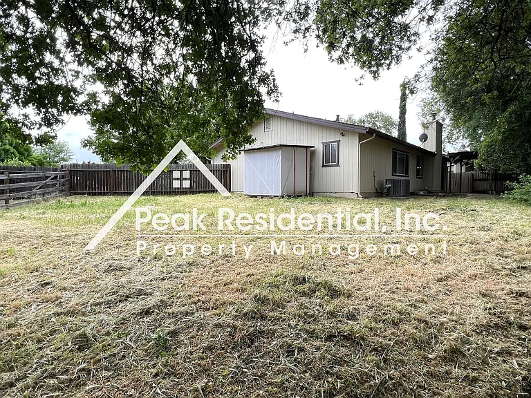 7927 Parmis Ct — Photo 25