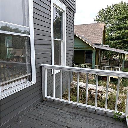 5th image of 344 Denver Ave