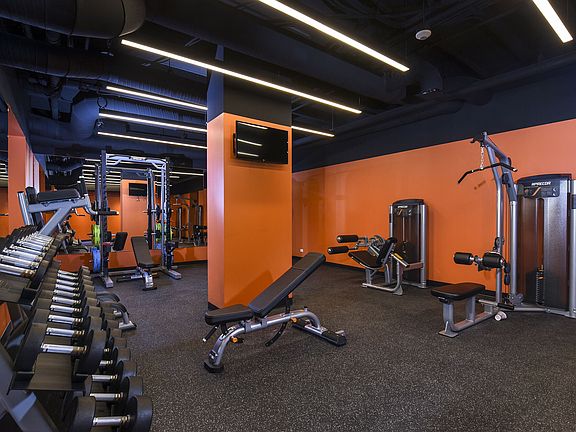 4th image of 2301 Glenallan Ave #120