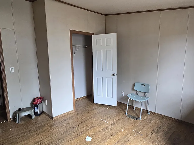 223 Vassar Dr SE #B — Photo 6