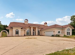 69 Sprouse Town Rd, Weaverville, NC 28787