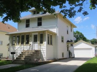 371 E 11th St, Fond Du Lac, WI 54935