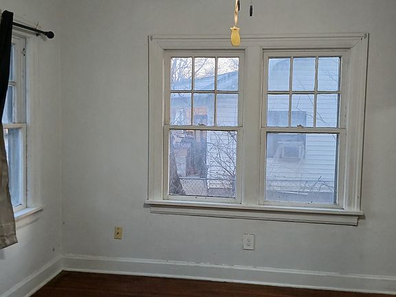 4th image of 4132 S 32nd West Ave