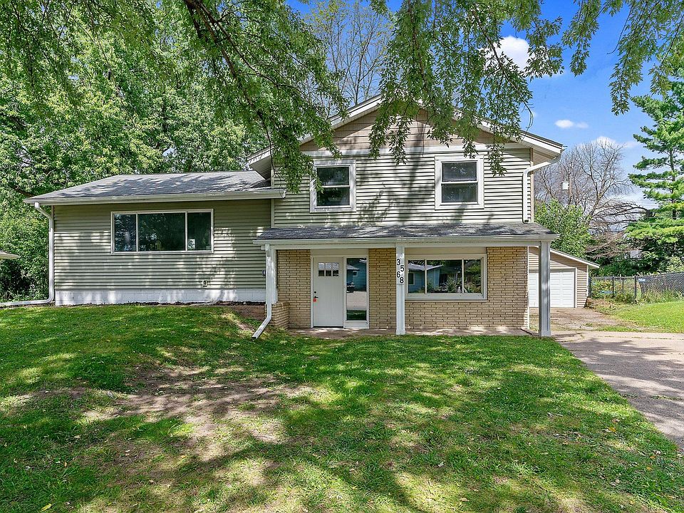 1st image of 3568 Emerald Dr