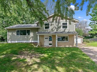 3568 Emerald Dr, White Bear Lake, MN 55110