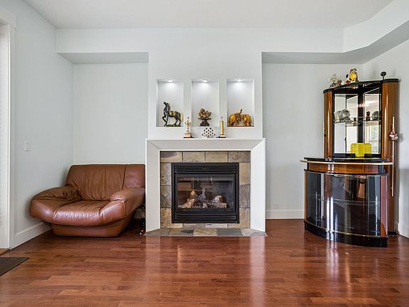 4th image of 6300 Birch St #91